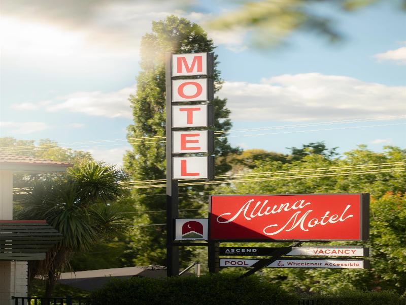 Alluna Motel image