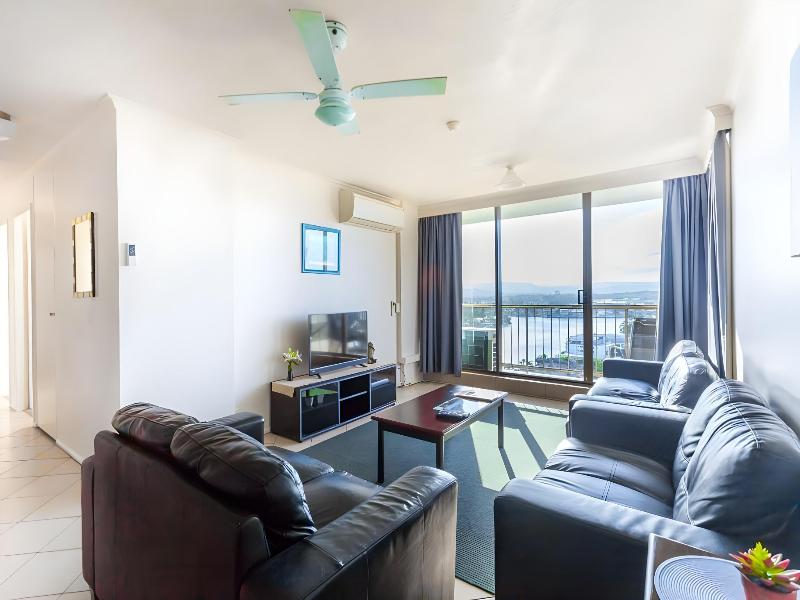 Anacapri Holiday Apartments image
