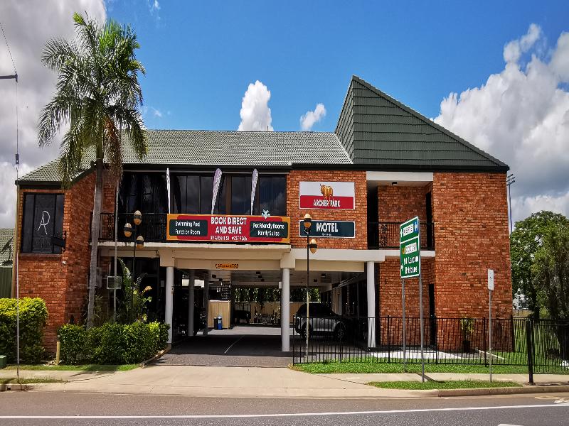 Archer Park Motel image