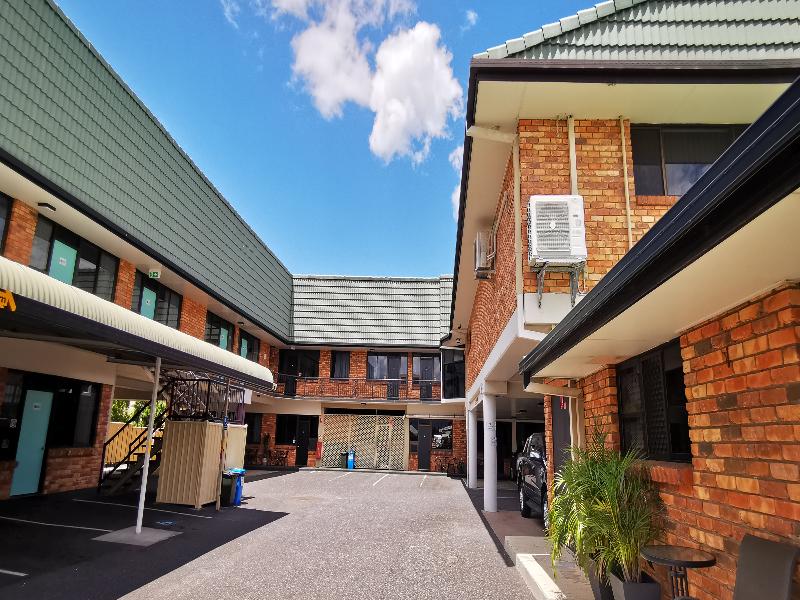 Archer Park Motel image