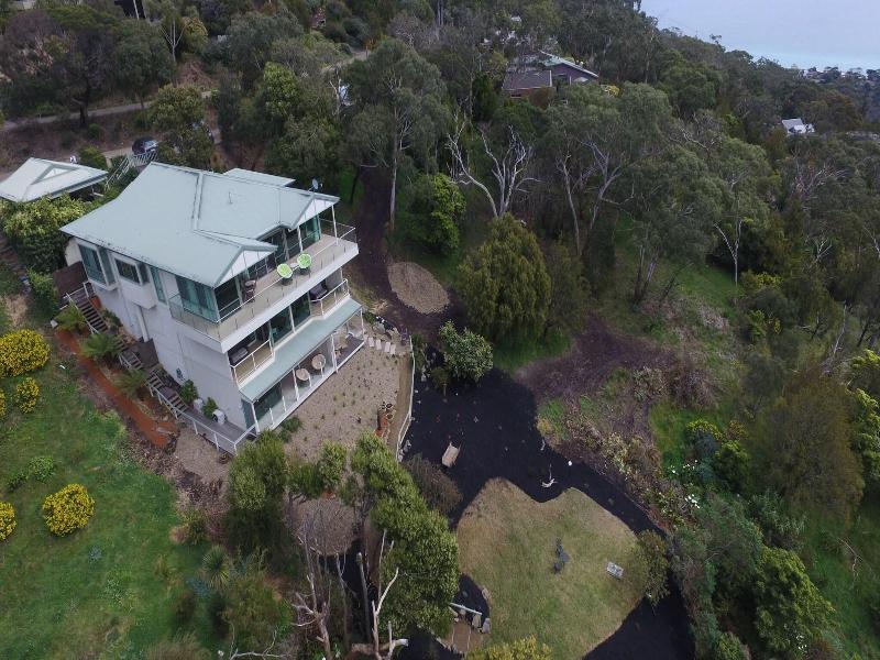 Arthurs Superb Views Luxury Retreat image