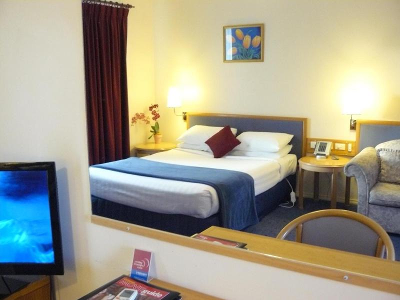 Australia Park Motel image