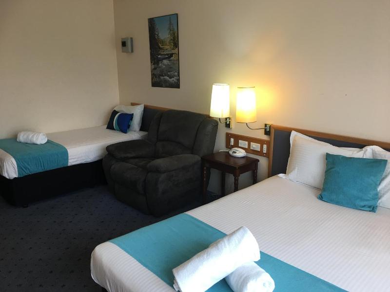 Australia Park Motel image