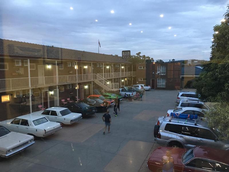 Australia Park Motel image