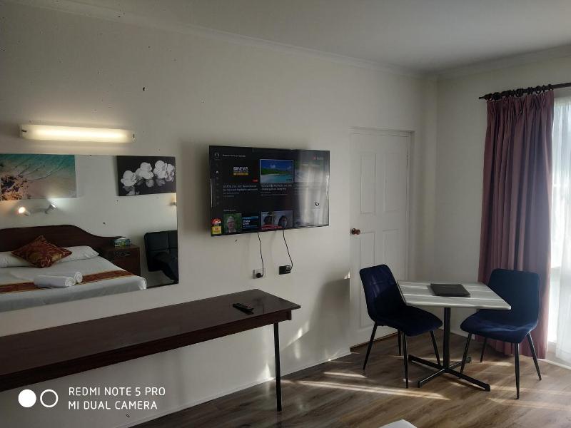 Australia Park Motel image