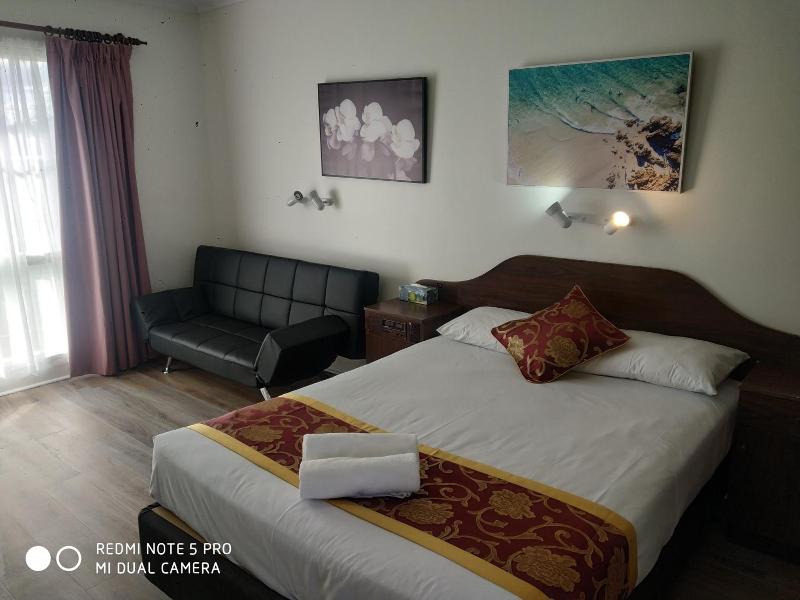 Australia Park Motel image