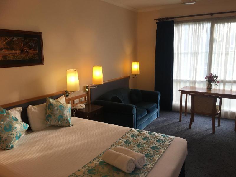 Australia Park Motel image