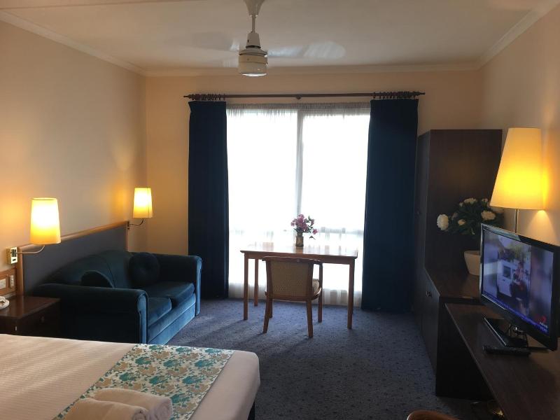 Australia Park Motel image