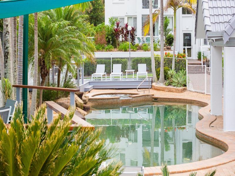 The Bay Apartments Coolangatta image