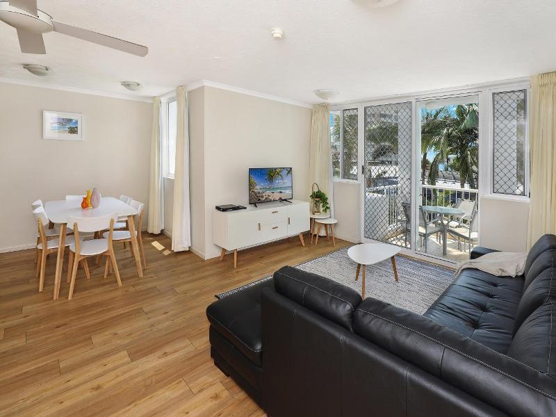 The Bay Apartments Coolangatta image