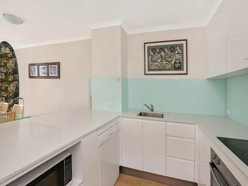 The Bay Apartments Coolangatta image