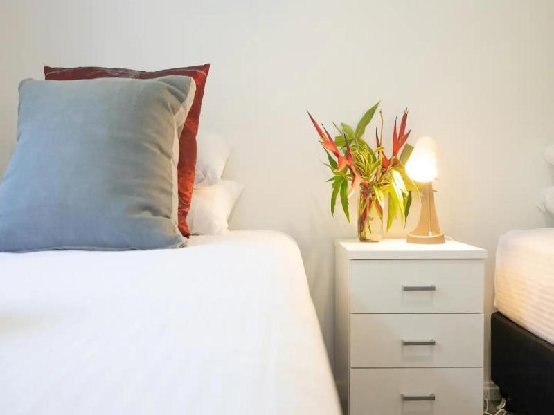 Byron Lakeside Holiday Apartments image