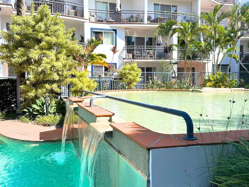 Blue Water Bay Villas image