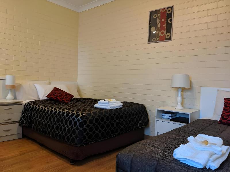 Bondi Motel image