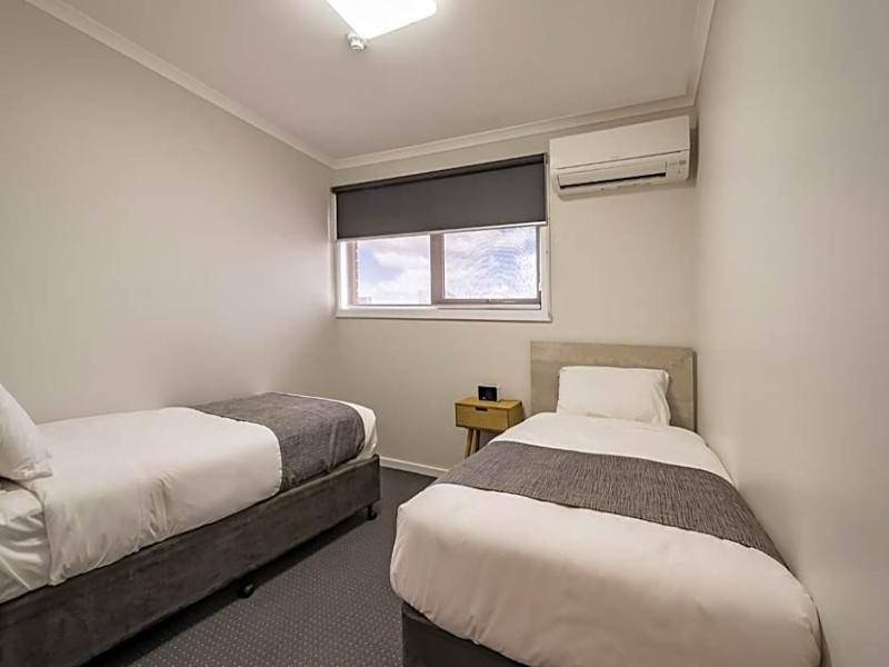 Burnie Seabrook Motel image