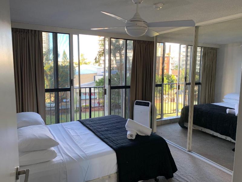 Condor Ocean View Apartments image