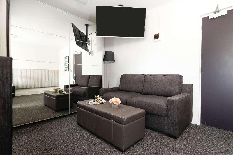 Comfort Hotel East Melbourne image