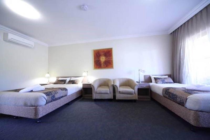 Gundagai Motel image
