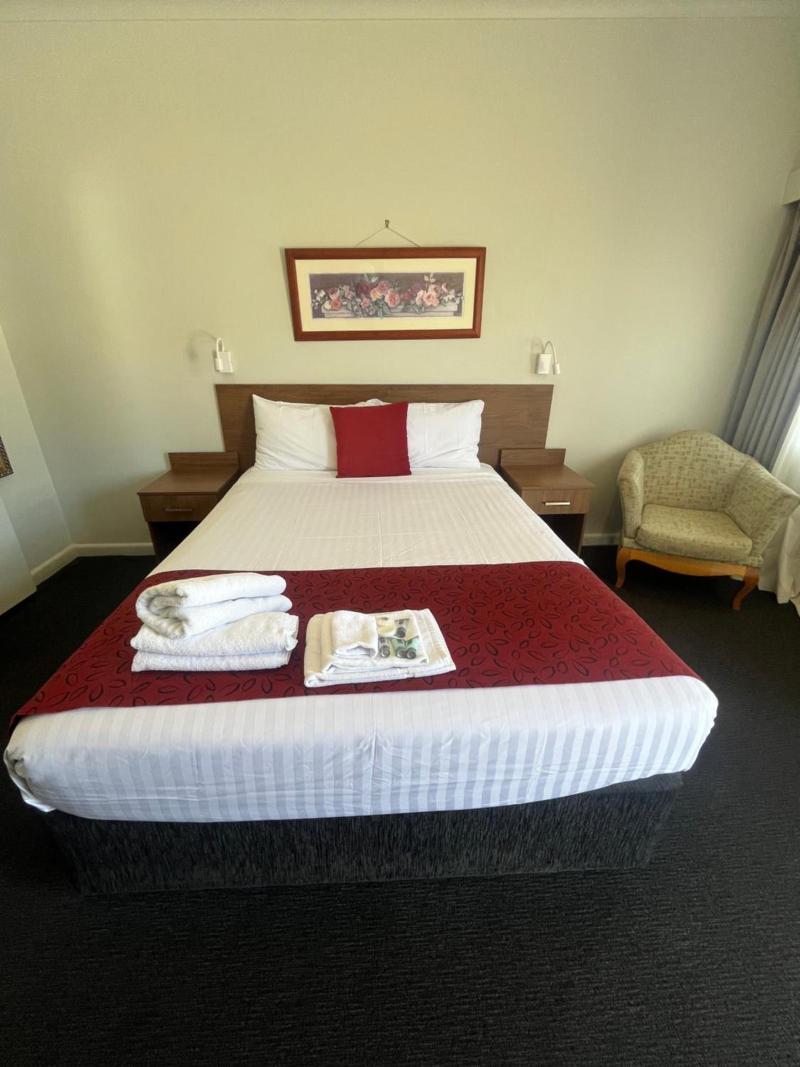 Gundagai Motel image