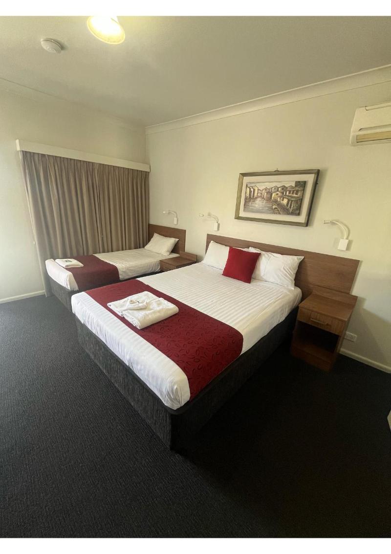 Gundagai Motel image