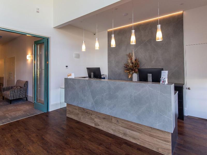 Jet Park Hotel Hamilton Airport