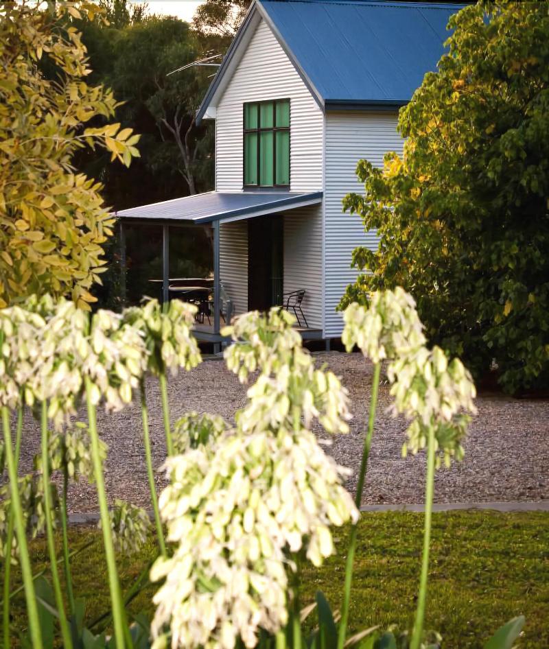 Hillview Farmstay image