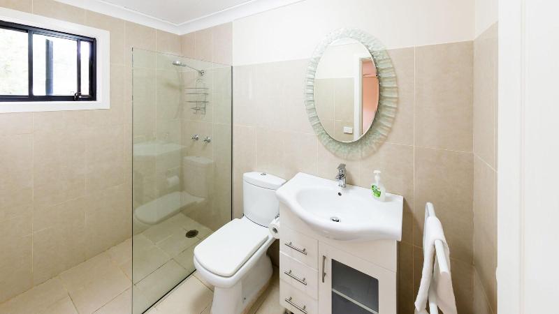 Hillview Farmstay image