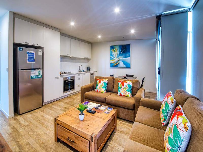 Park Avenue - Ikon Glen Waverley image