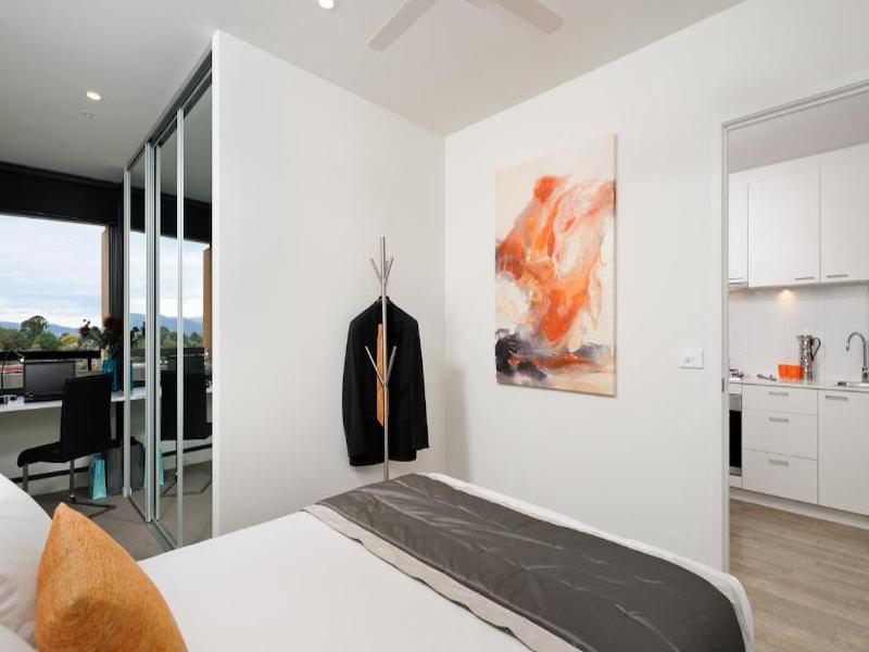 Park Avenue - Ikon Glen Waverley image