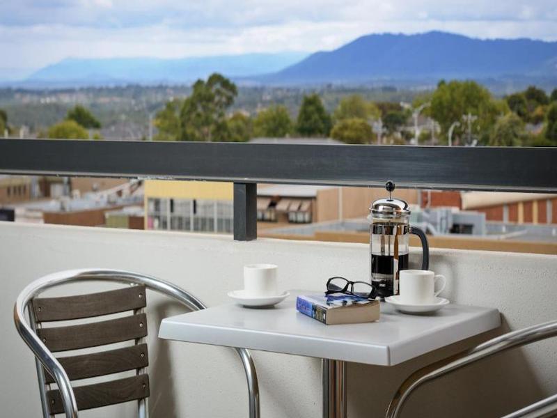 Park Avenue - Ikon Glen Waverley image