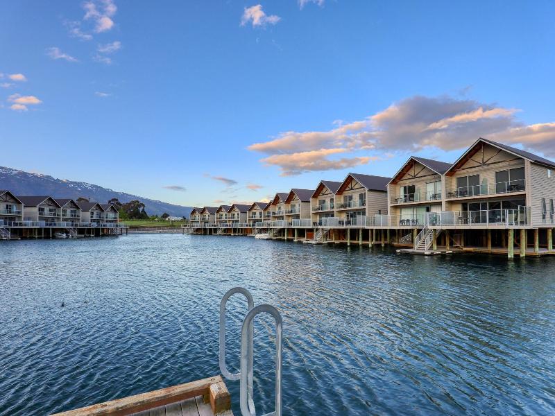 Marsden Lake Resort Central Otago image