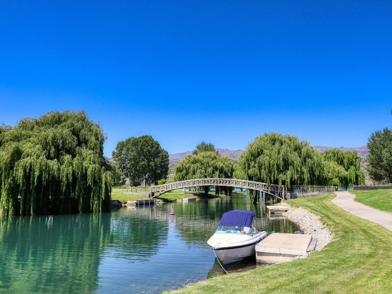 Marsden Lake Resort Central Otago image