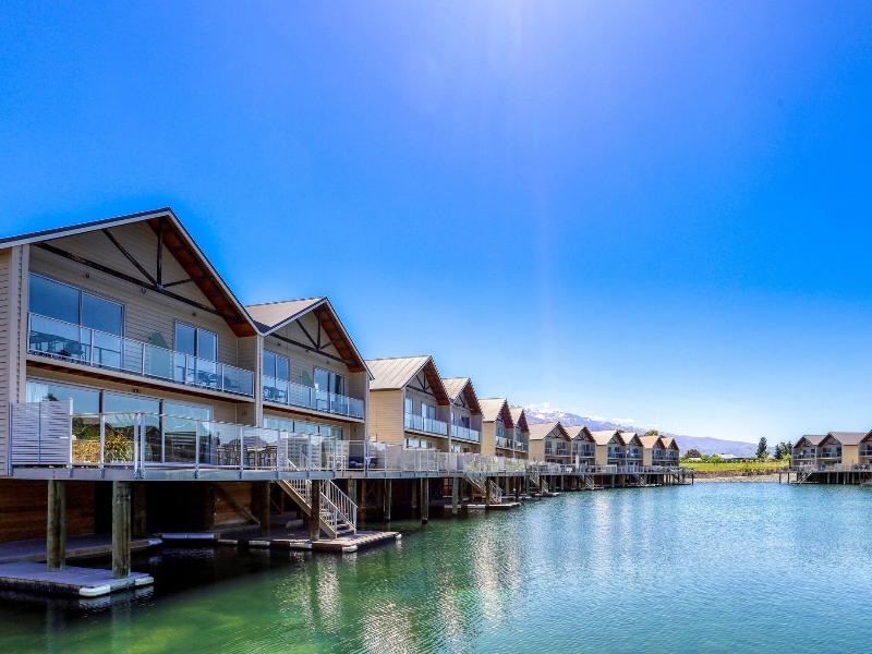 Marsden Lake Resort Central Otago image