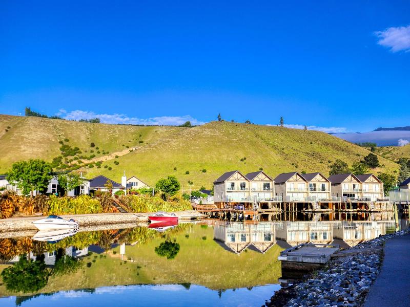 Marsden Lake Resort Central Otago image
