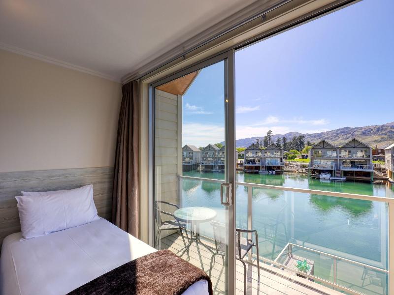 Marsden Lake Resort Central Otago image