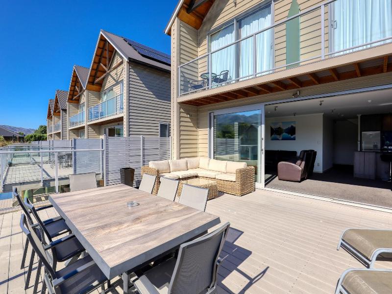 Marsden Lake Resort Central Otago image