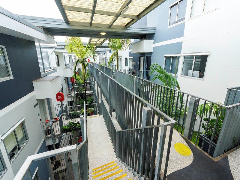 Miro Apartments image