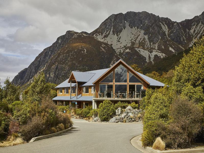 Aoraki Mount Cook Alpine Lodge