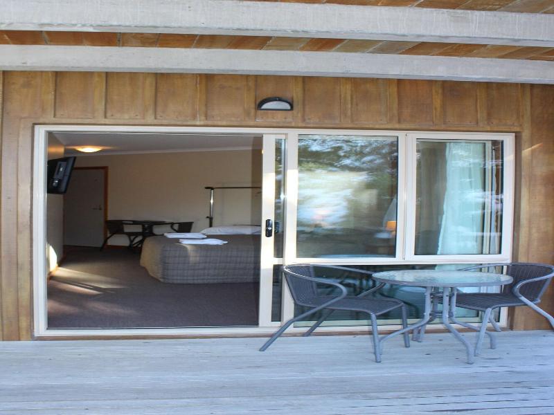Aoraki Mount Cook Alpine Lodge