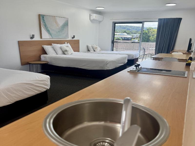 Nambour Heights Motel image