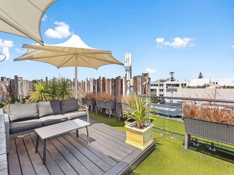 The Nest on Newcastle image