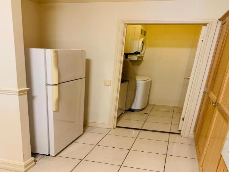 Royal Albert Apartments Hotel image