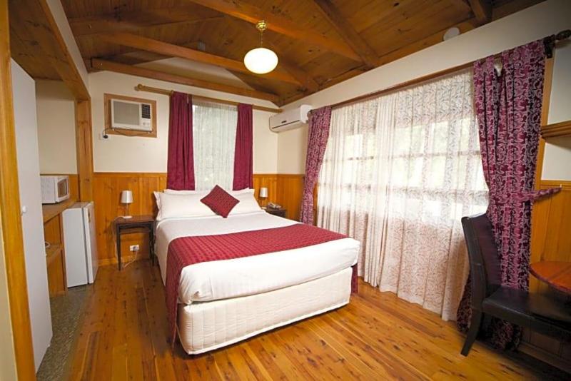 Sanctuary House Healesville Motel