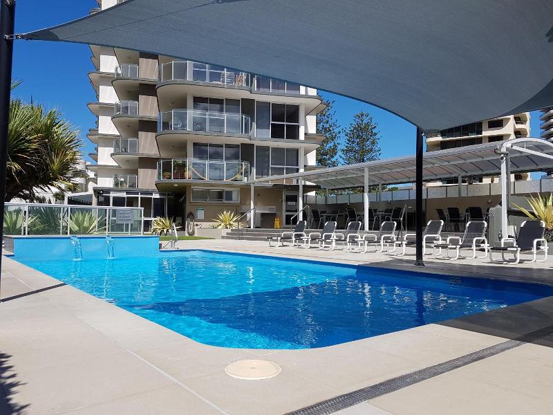 Sunbird Beach Resort image
