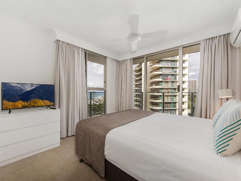 Sunbird Beach Resort image