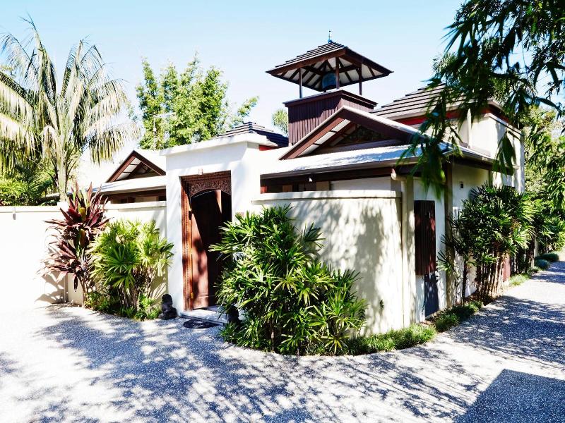 The Villas of Byron image
