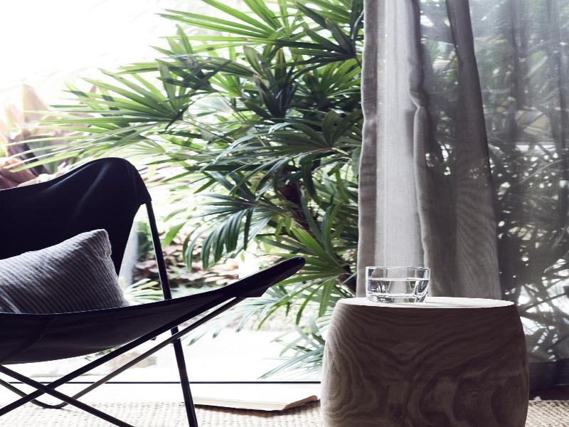 The Villas of Byron image