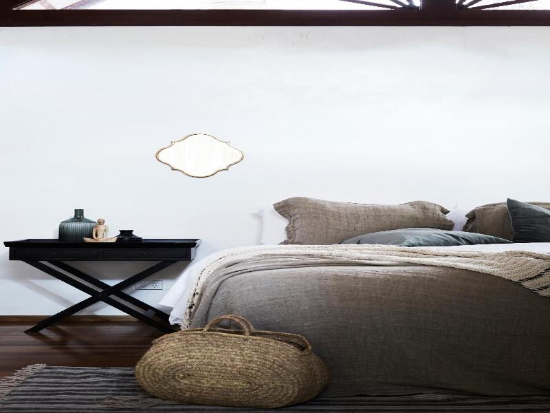 The Villas of Byron image