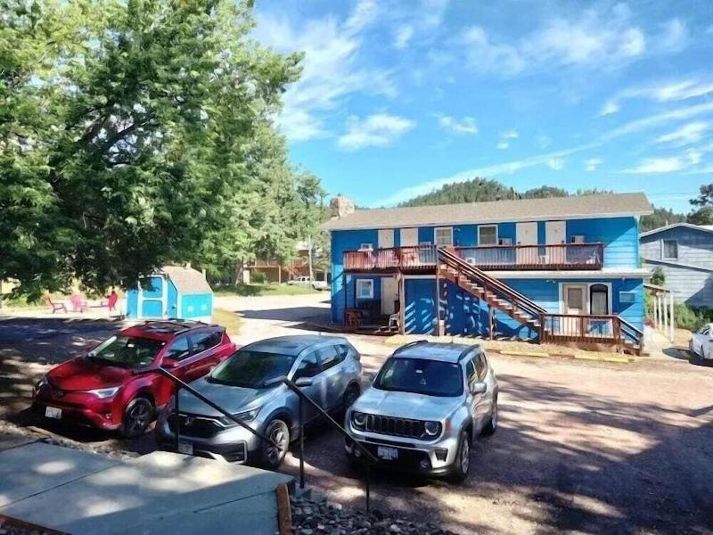Brookside Motel