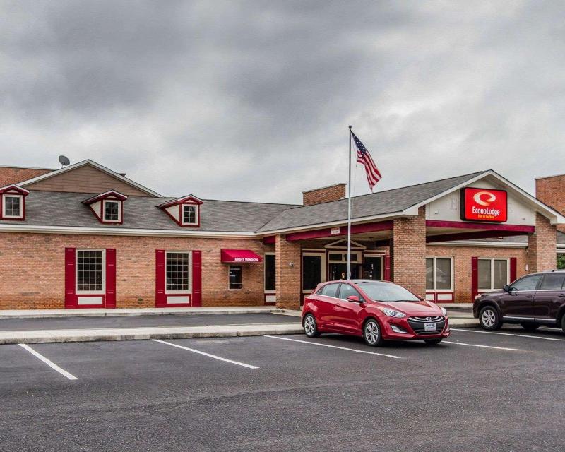 Econo Lodge Inn & Suites Enterprise image